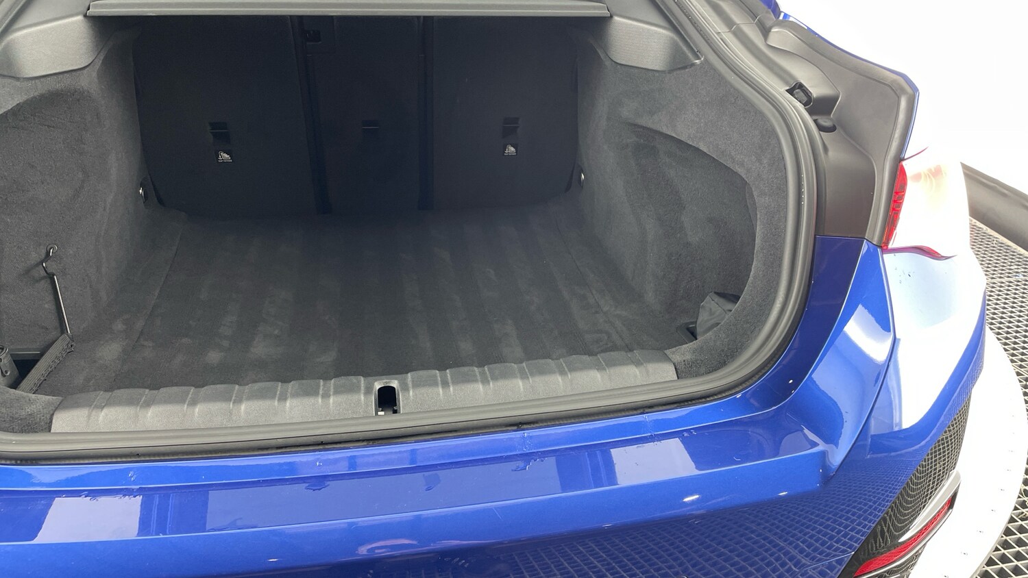 Used BMW 4 Series 2025 for sale - 77883840: Photo 39