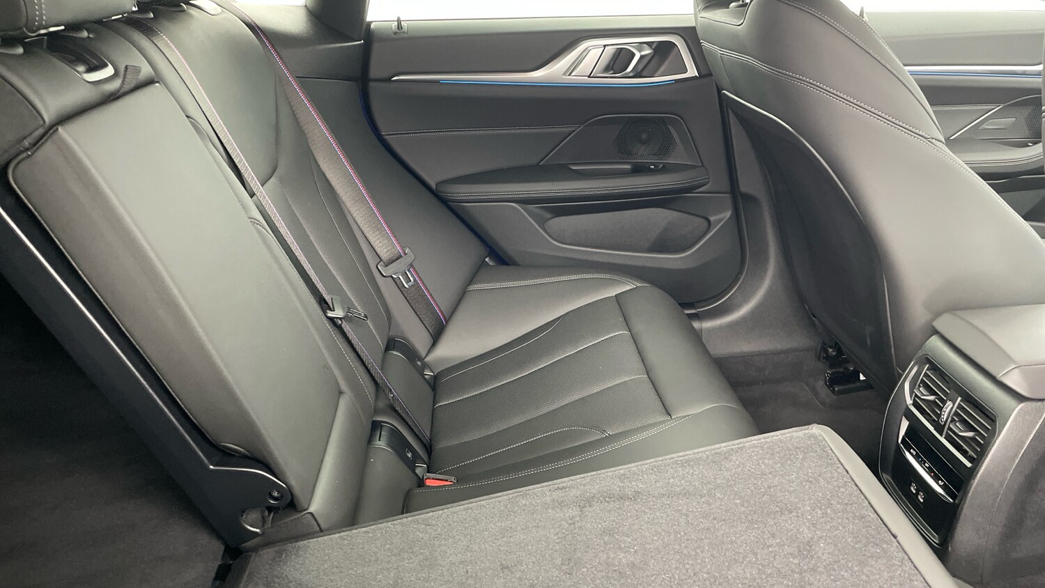 Used BMW 4 Series 2025 for sale - 77883840: Photo 46