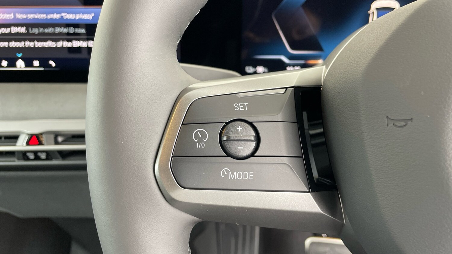 Used BMW iX 2025 for sale - 76614692: Photo 17