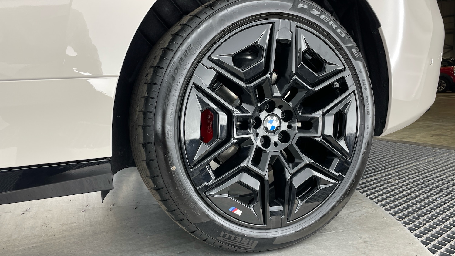 Used BMW iX 2025 for sale - 76614692: Photo 28