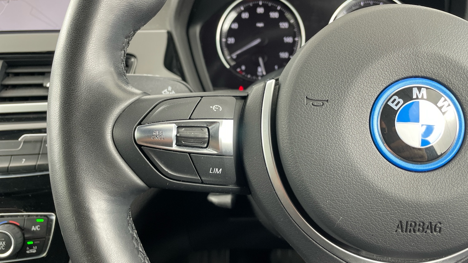 Used BMW X1 2022 for sale - 76340994: Photo 17