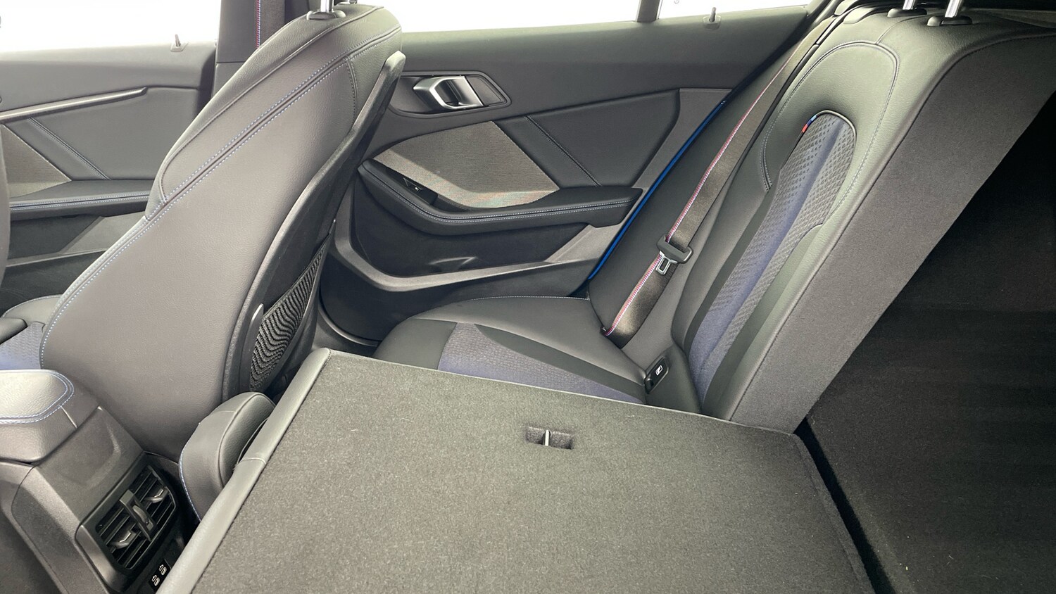 Used BMW 1 Series 2023 for sale - 76963213: Photo 38