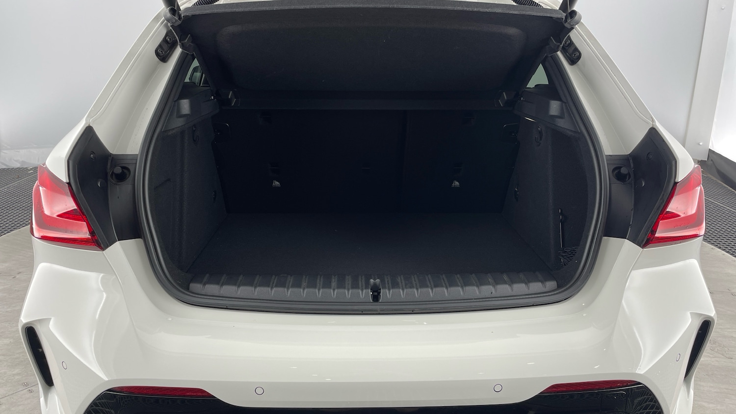 Used BMW 1 Series 2022 for sale - 76451811: Photo 13