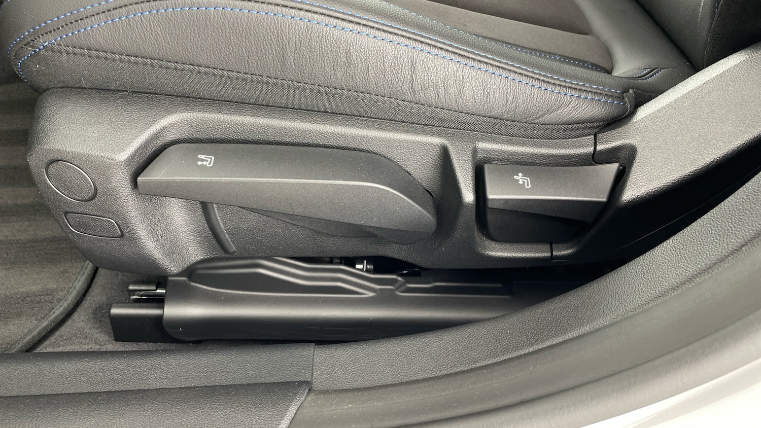 Used BMW i4 2022 for sale - 77409338: Photo 28