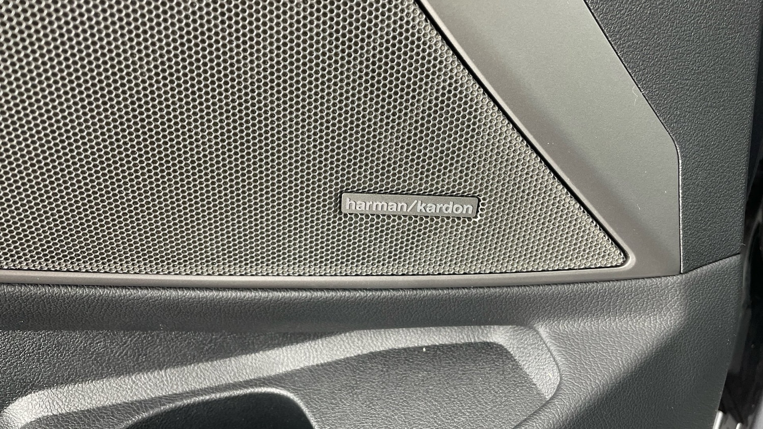 Used BMW 3 Series 2020 for sale - 76555652: Photo 27