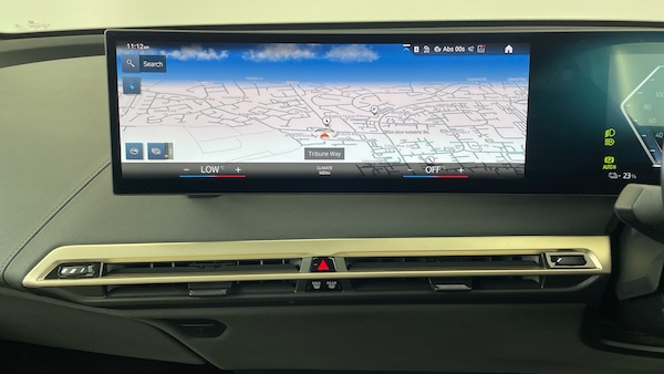 Used BMW iX 2022 for sale - 76265926: Photo 8