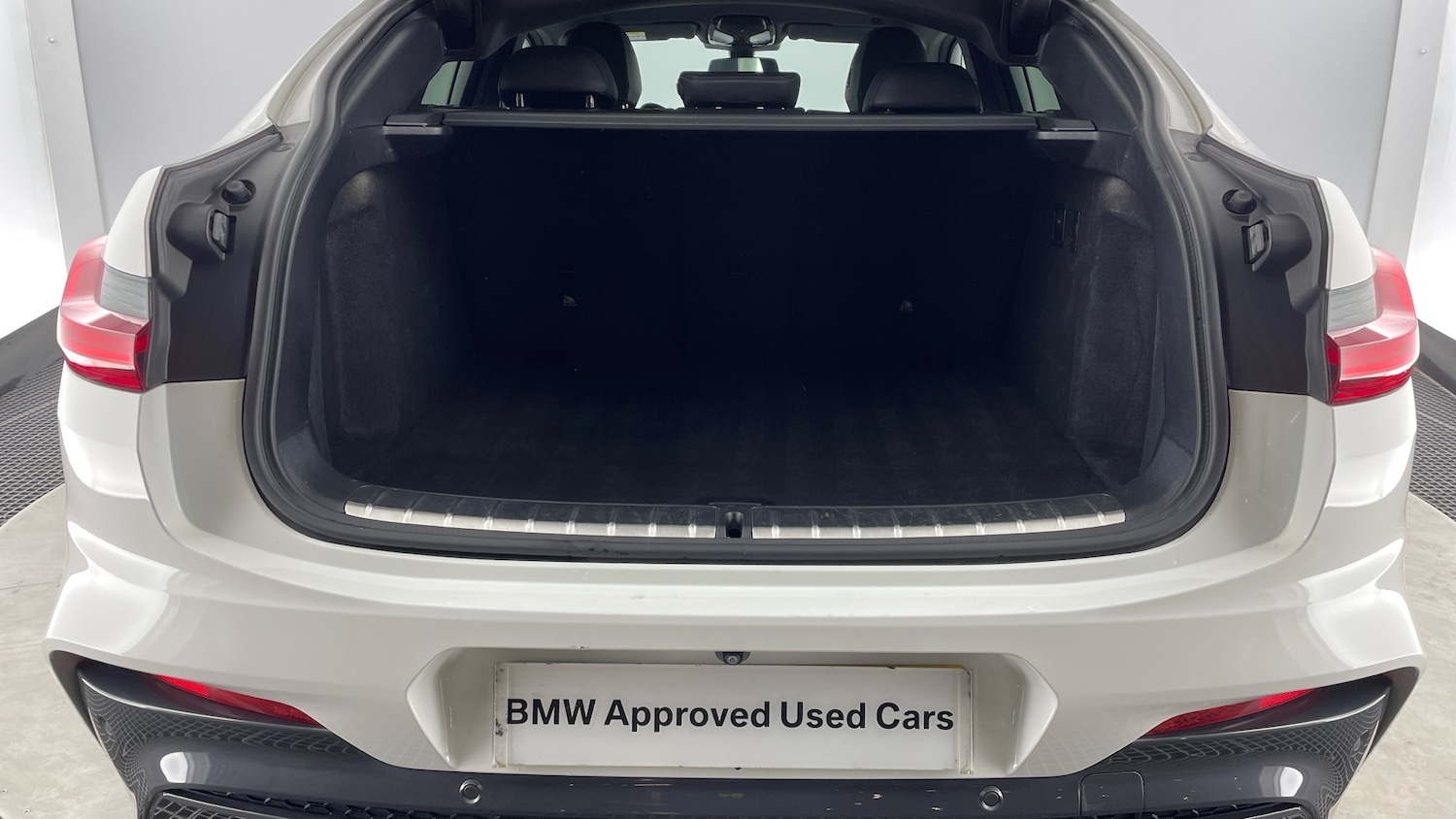 Used BMW X4 2018 for sale - 77296412: Photo 13