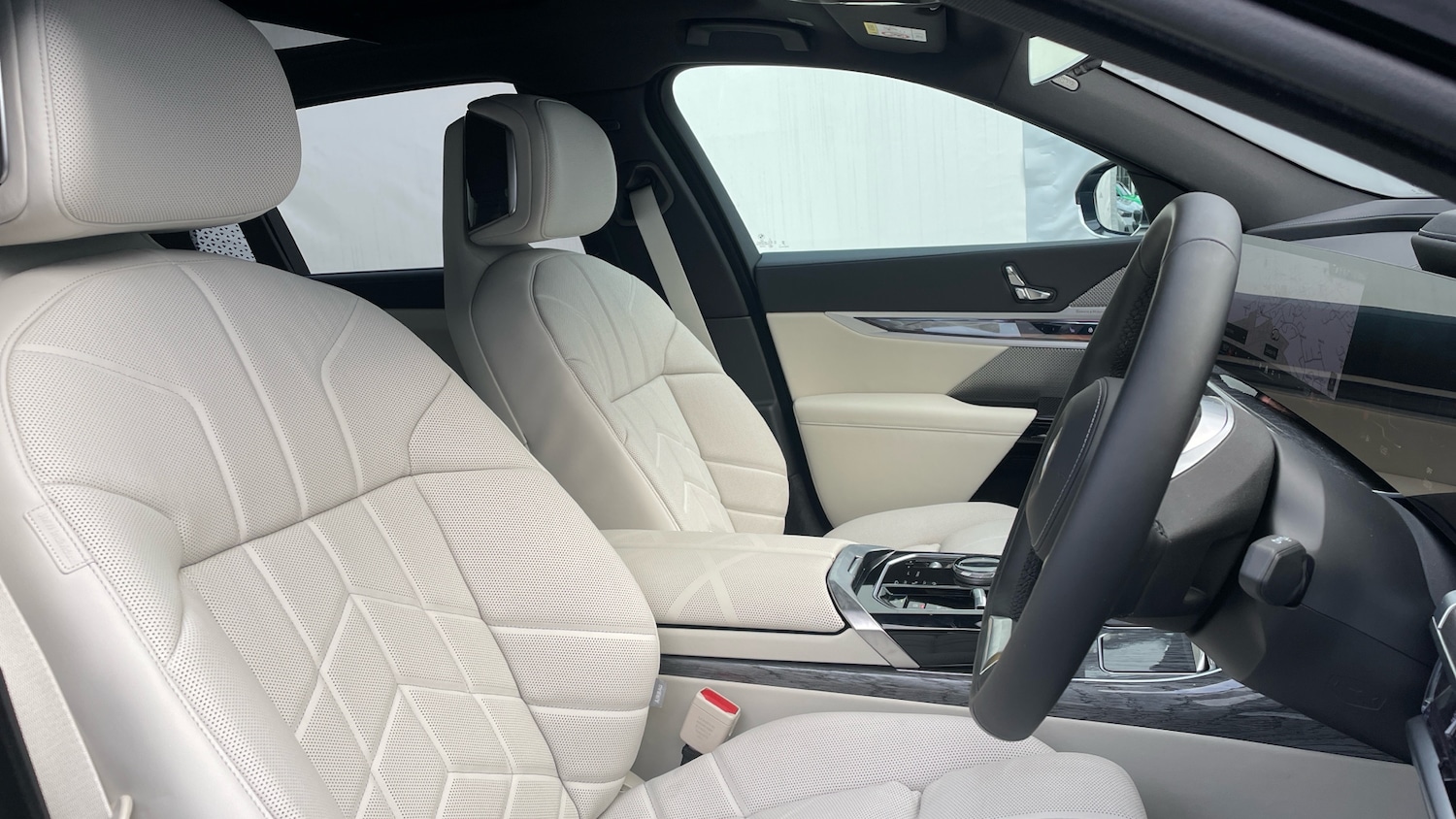 Used BMW i7 2025 for sale - 76891970: Photo 11