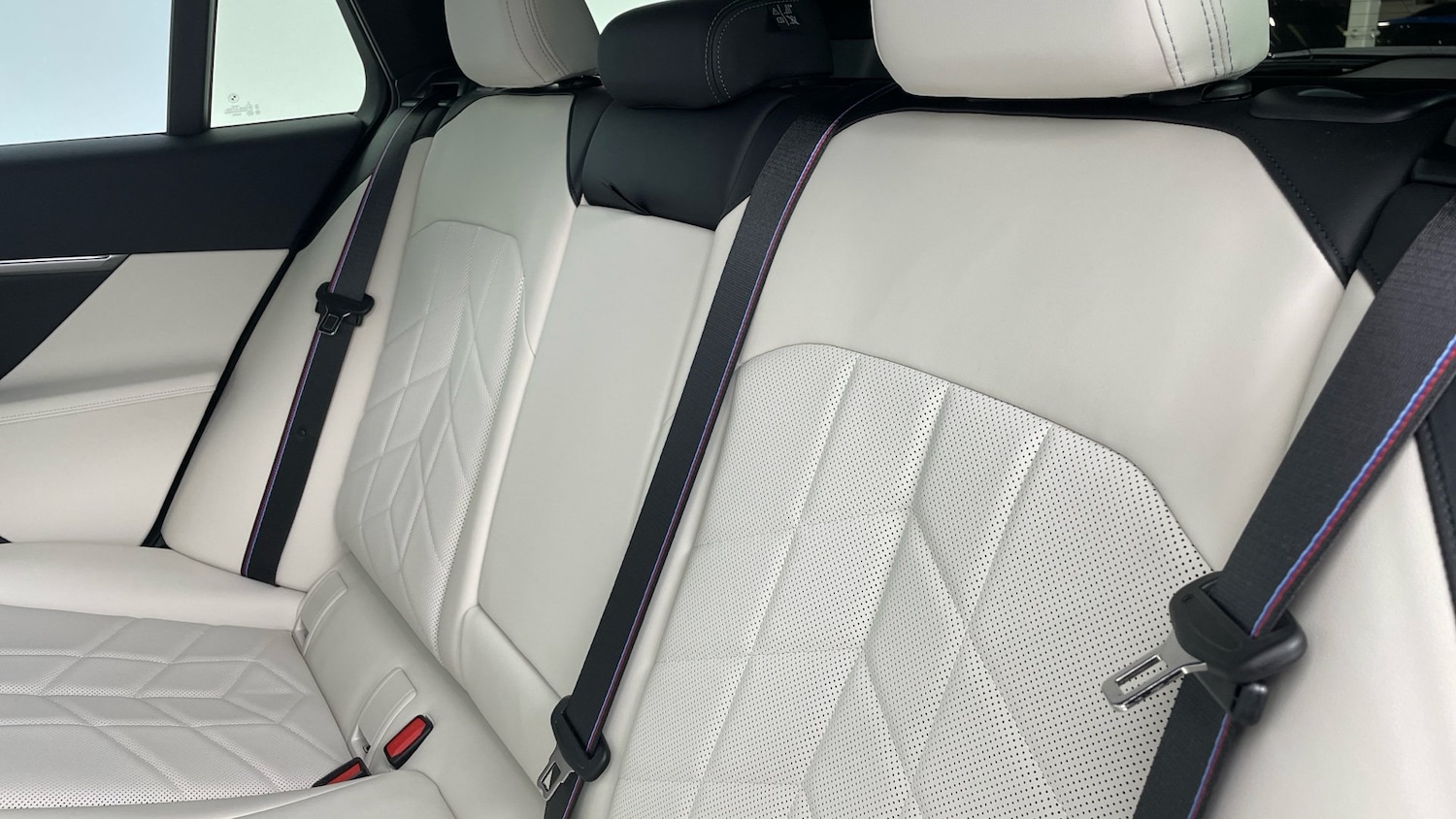 Used BMW i5 2025 for sale - 76450296: Photo 12