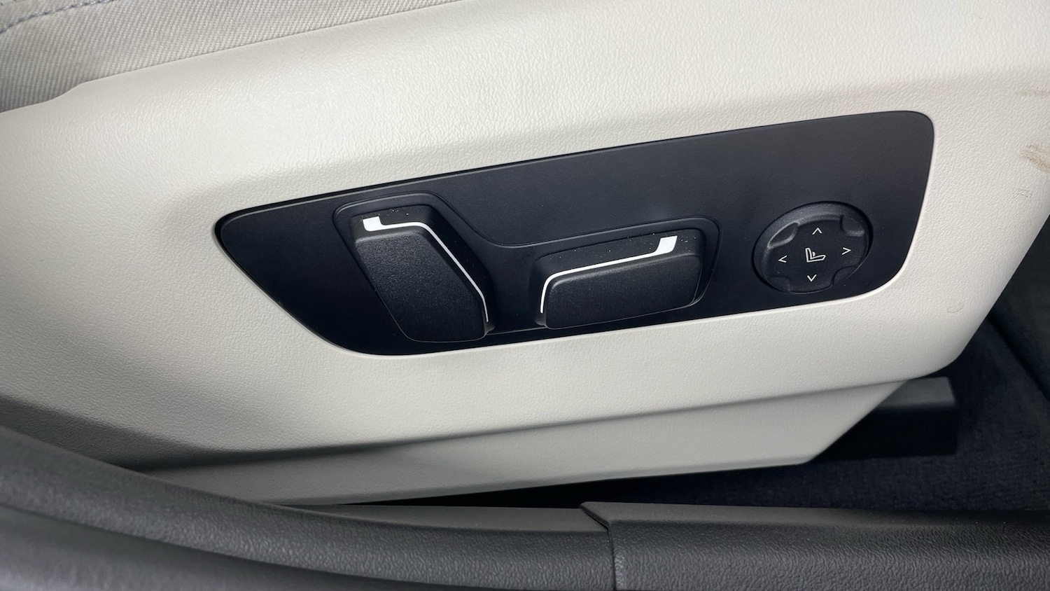 Used BMW i5 2025 for sale - 76450296: Photo 60