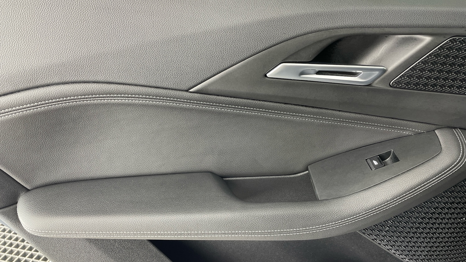 Used BMW 2 Series 2023 for sale - 77997450: Photo 30