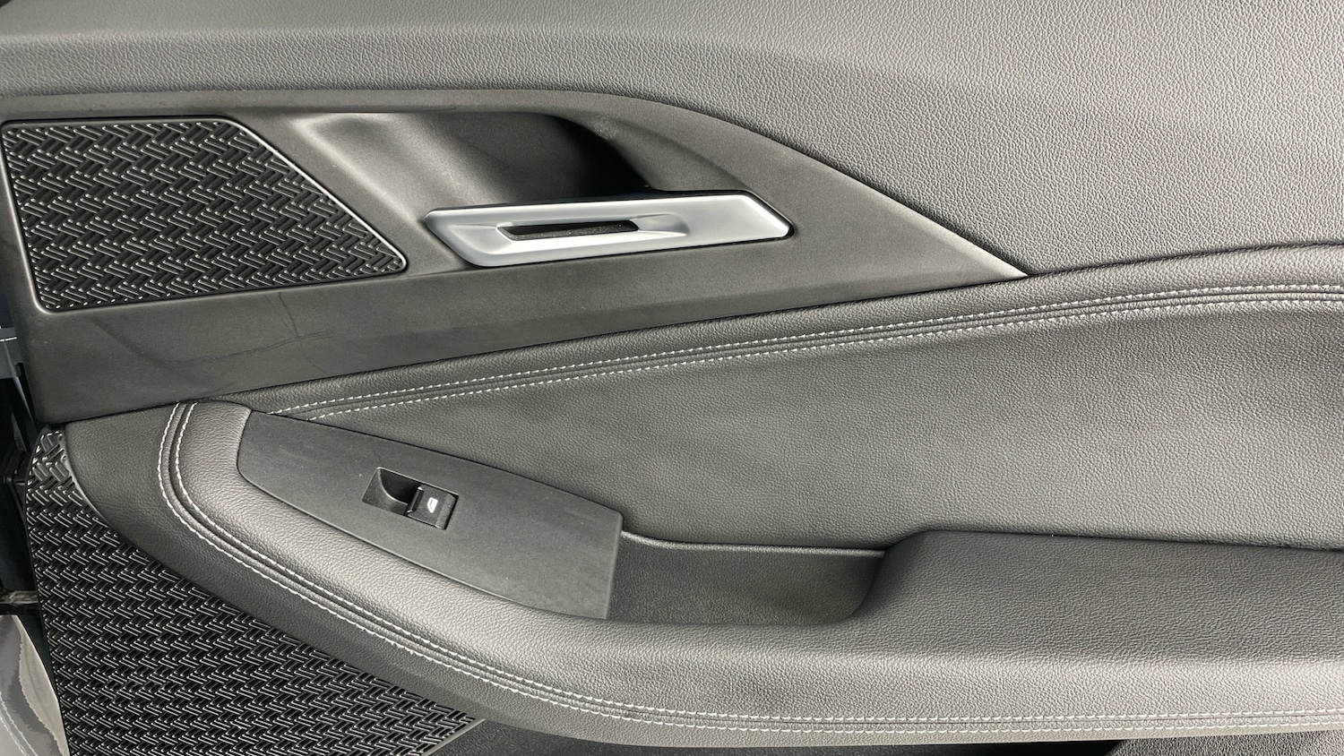 Used BMW 2 Series 2023 for sale - 77997450: Photo 45