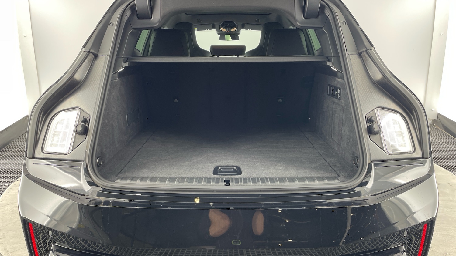 Used BMW iX 2025 for sale - 77206892: Photo 13