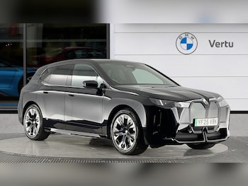 2025 (25) - 300kW xDrive45 M Sport 101kWh 5dr Auto Electric Estate