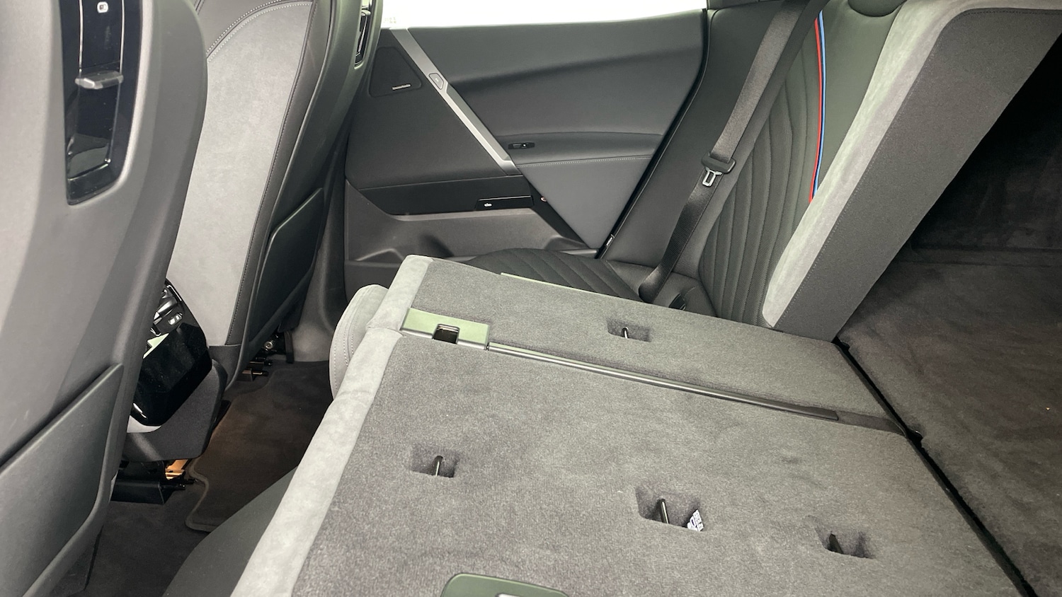 Used BMW iX 2025 for sale - 77206892: Photo 37