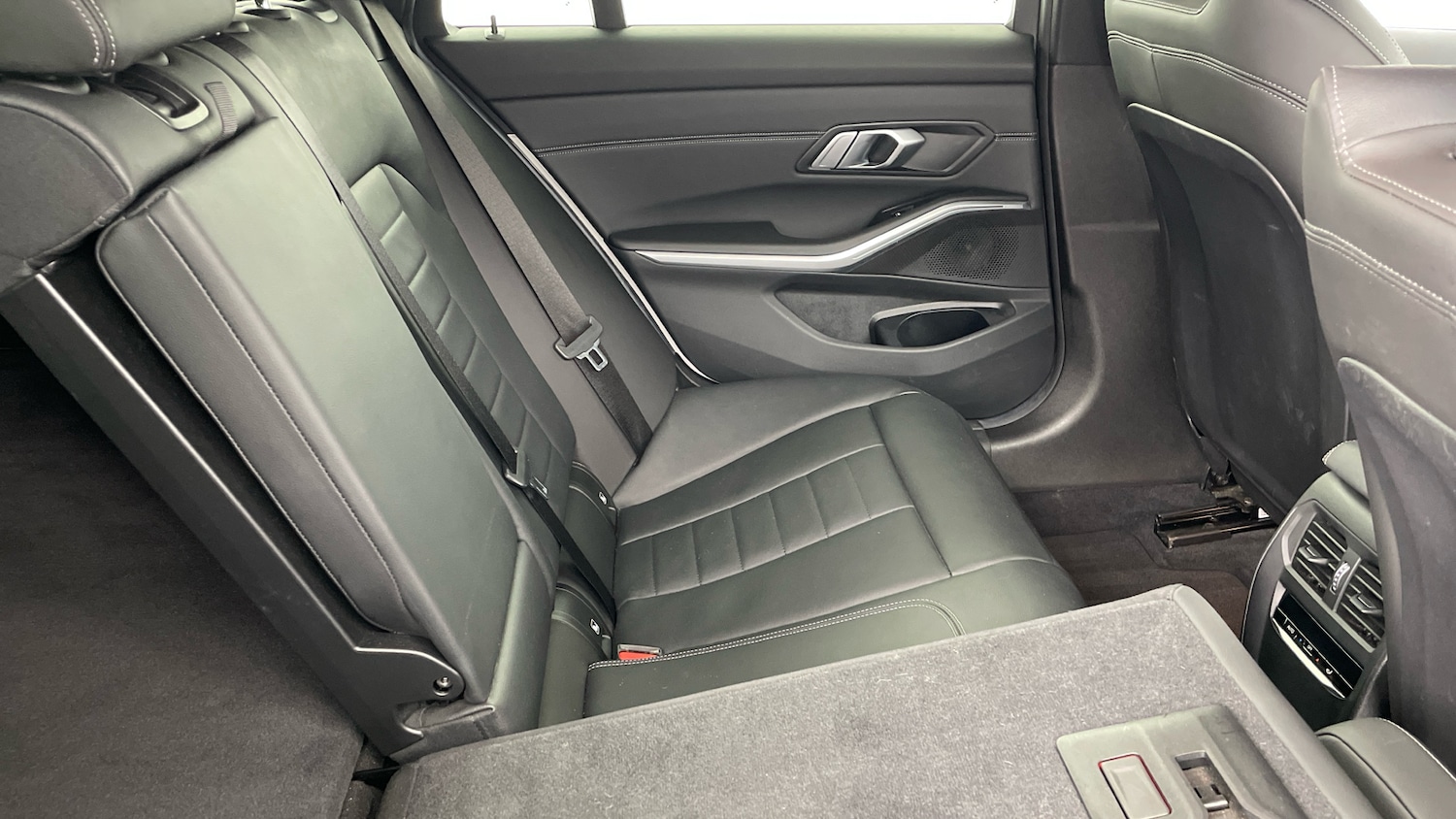 Used BMW 3 Series 2022 for sale - 77116408: Photo 51