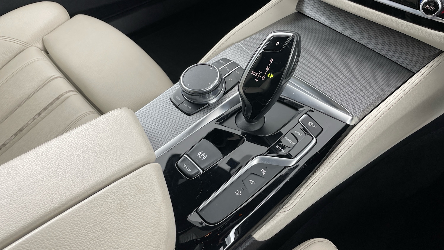 Used BMW 6 Series 2018 for sale - 76948174: Photo 10