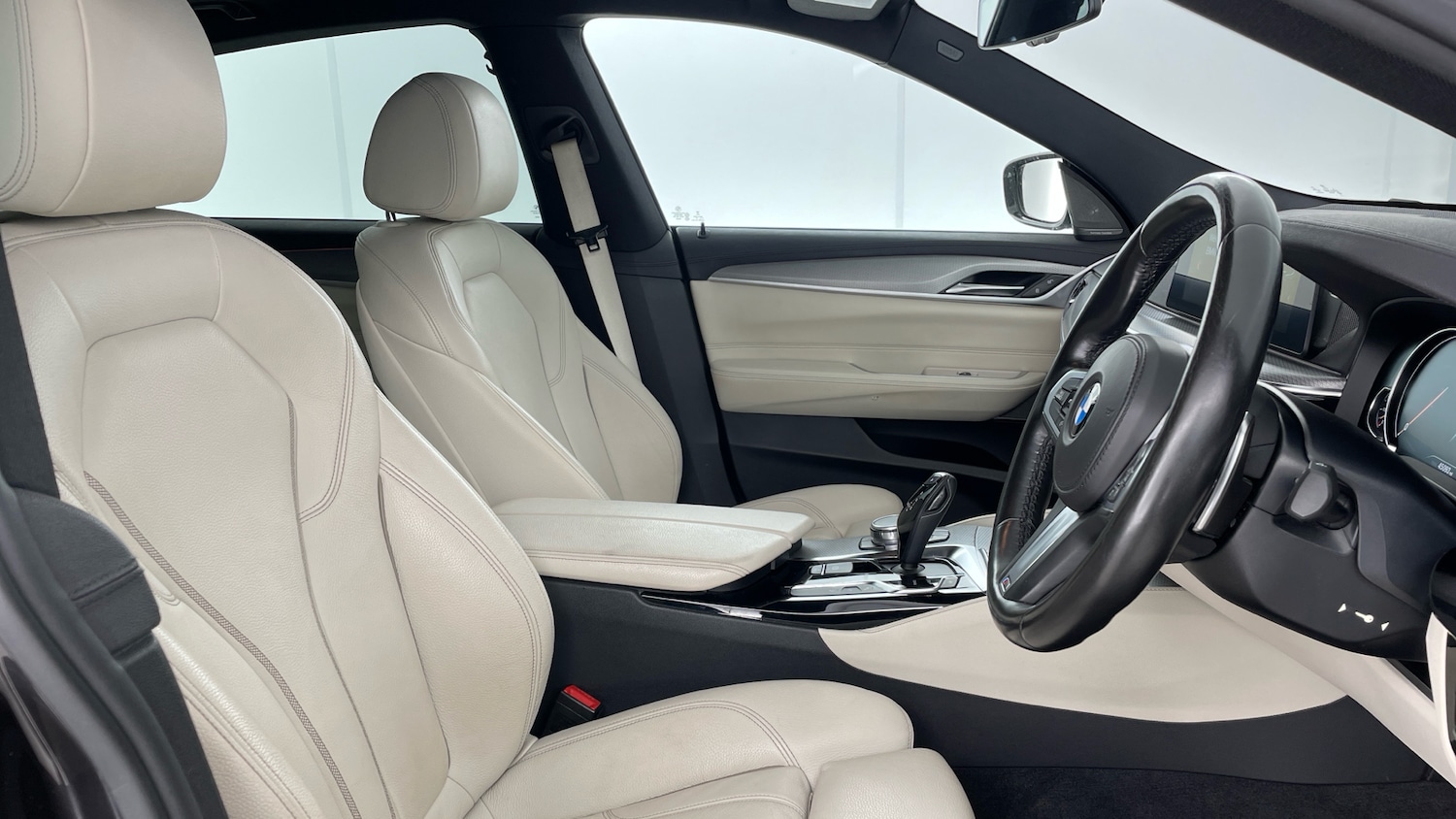 Used BMW 6 Series 2018 for sale - 76948174: Photo 11