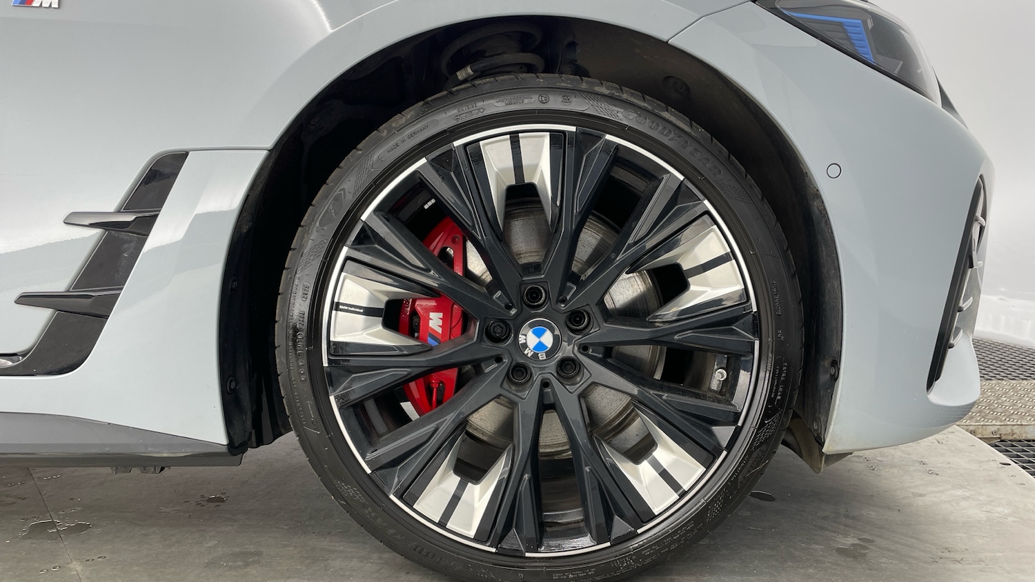 Used BMW i4 2025 for sale - 77883856: Photo 14