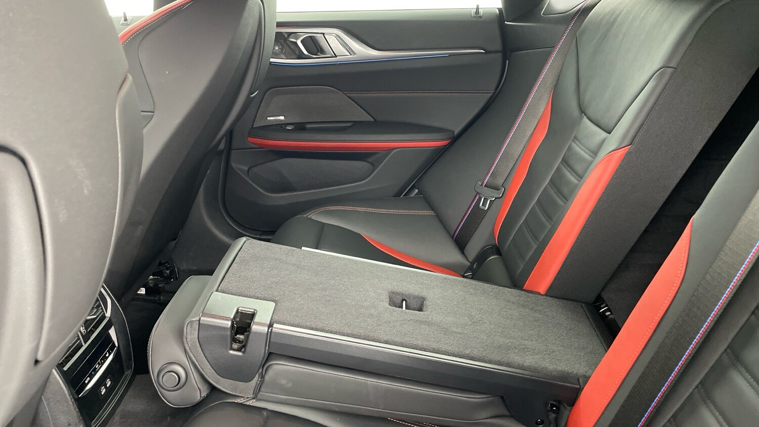 Used BMW i4 2025 for sale - 77883856: Photo 40