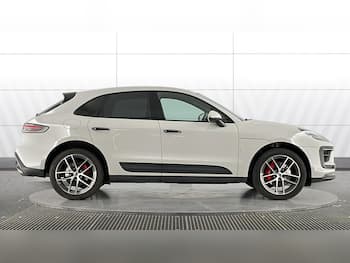 Used Porsche Macan 2021 for sale - 79785247: Photo