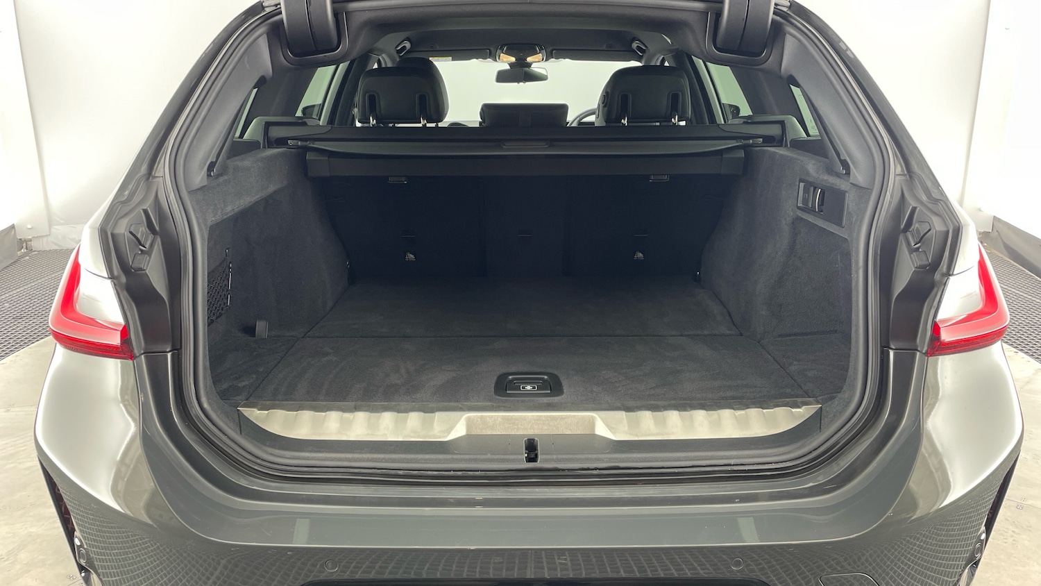 Used BMW 3 Series 2023 for sale - 76413249: Photo 13