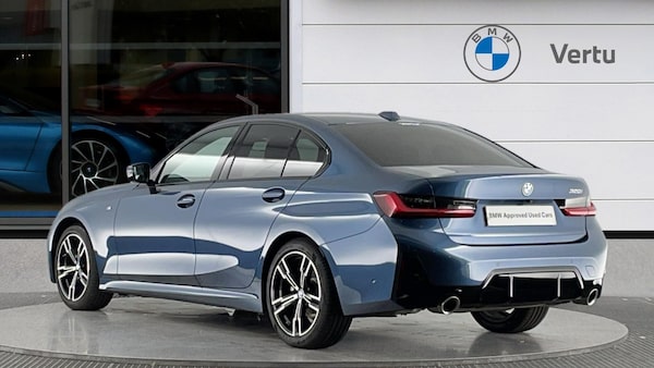 Used BMW 3 Series 2025 for sale - 76232254: Photo 2