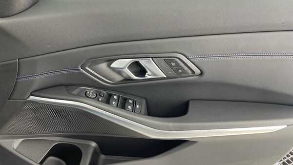 Used BMW 3 Series 2025 for sale - 76232254: Photo 48