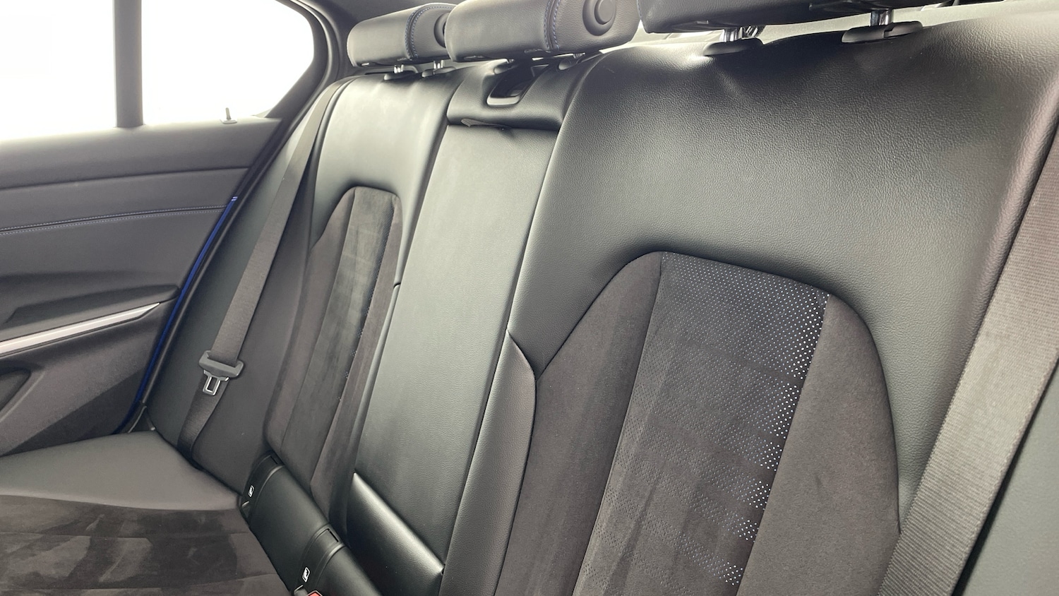 Used BMW 3 Series 2023 for sale - 77116383: Photo 12