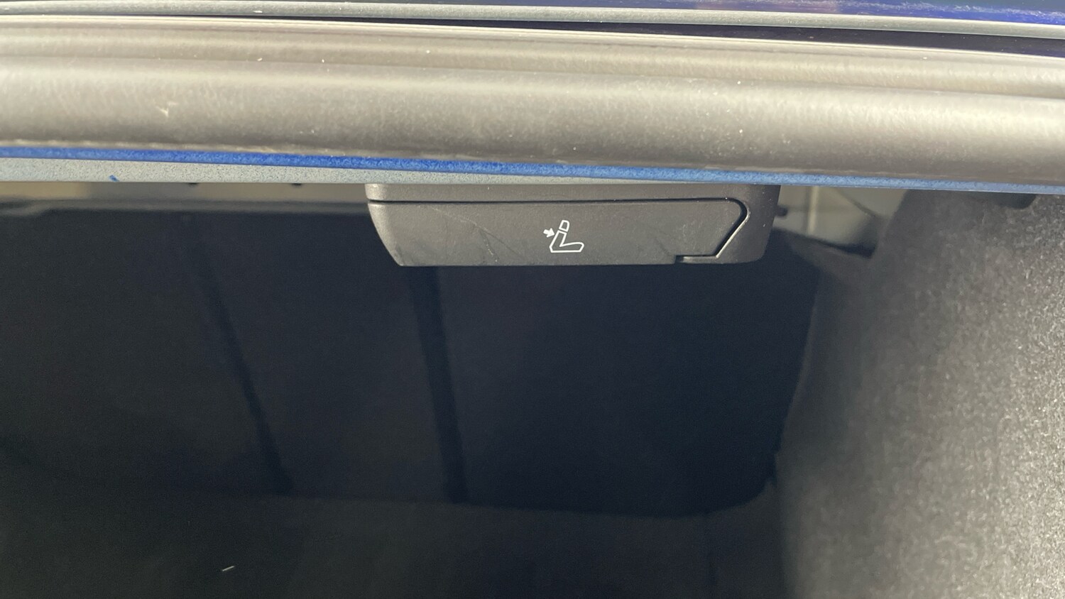 Used BMW 3 Series 2023 for sale - 77116383: Photo 43