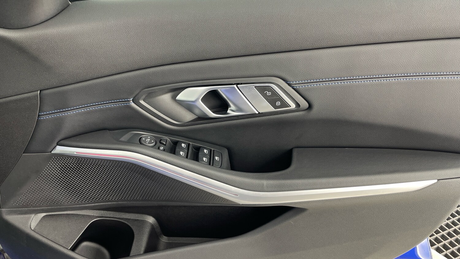 Used BMW 3 Series 2023 for sale - 77116383: Photo 50