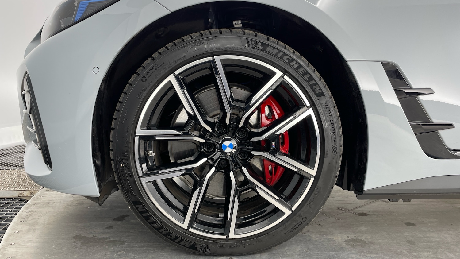 Used BMW i4 2025 for sale - 77137486: Photo 14