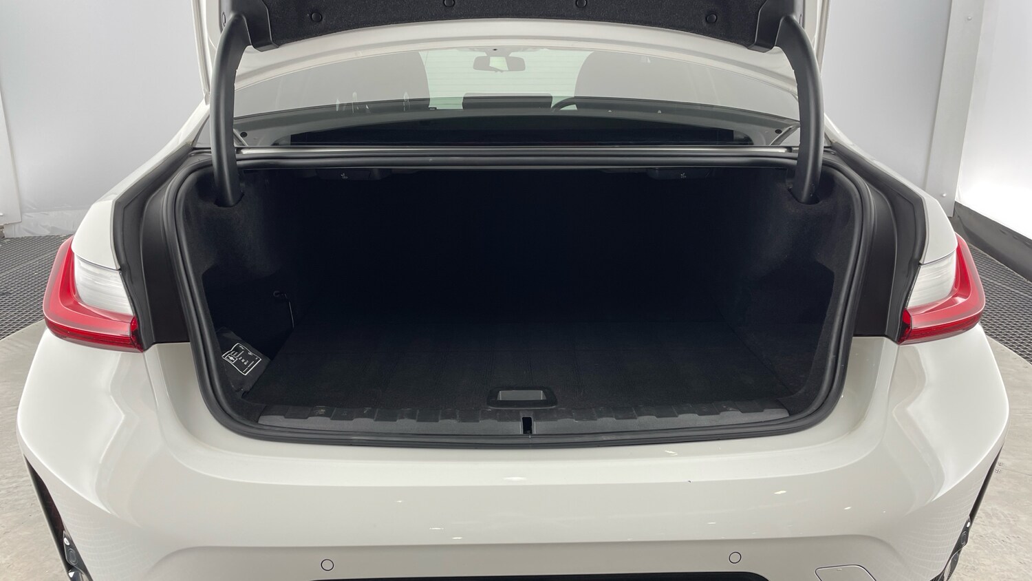 Used BMW 3 Series 2022 for sale - 77871918: Photo 13