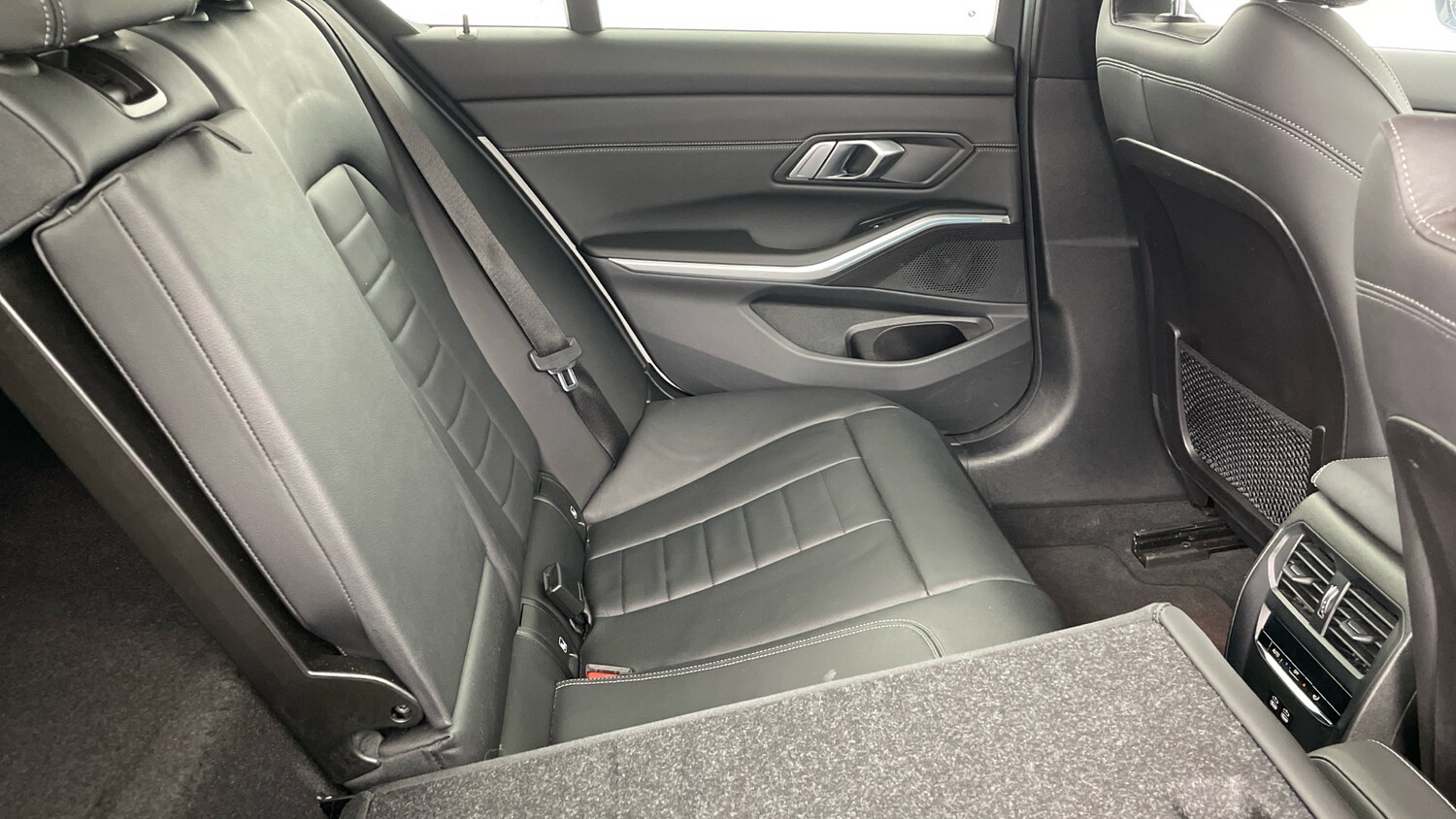 Used BMW 3 Series 2022 for sale - 77871918: Photo 47