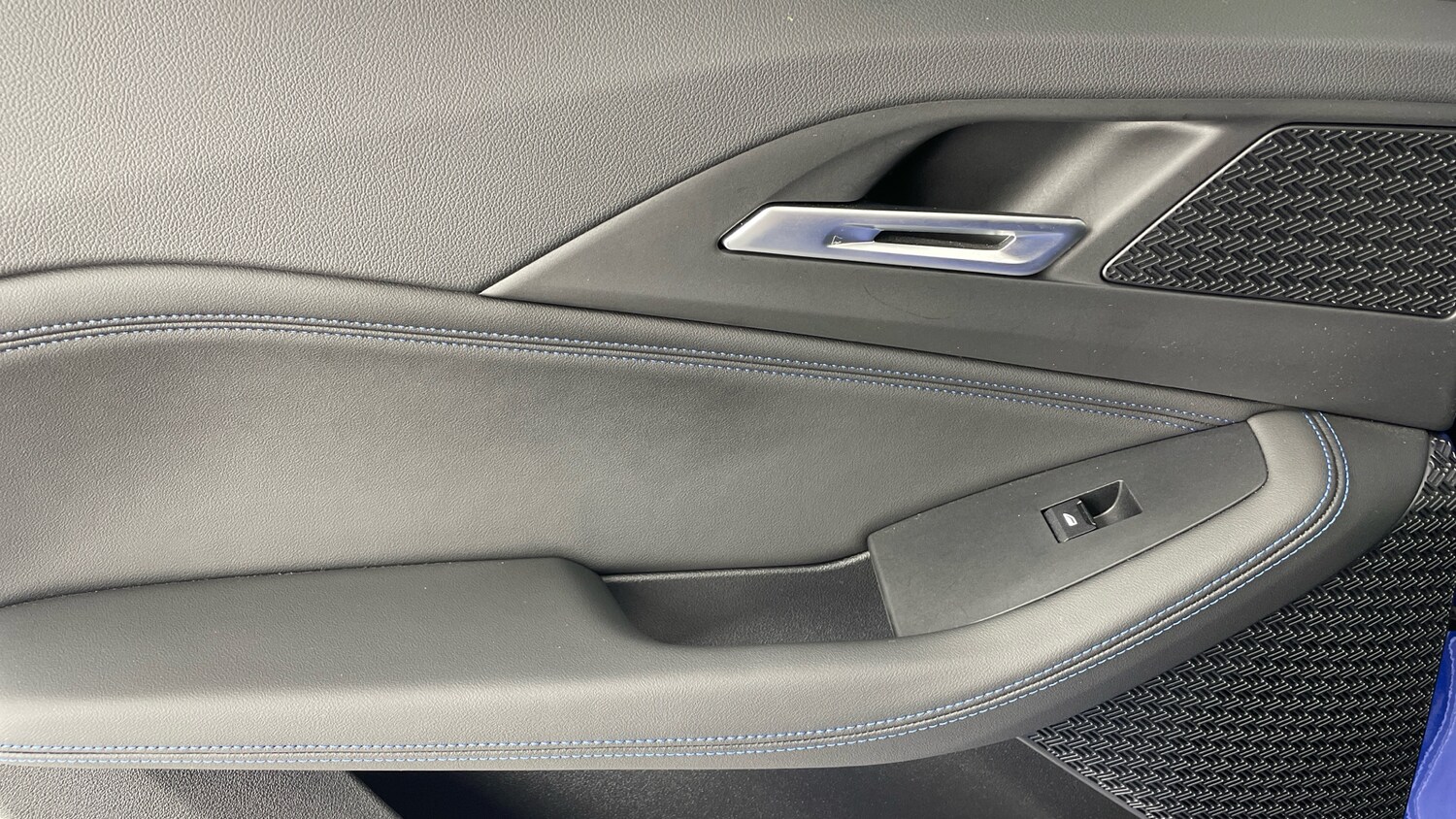 Used BMW 2 Series 2023 for sale - 76427810: Photo 31