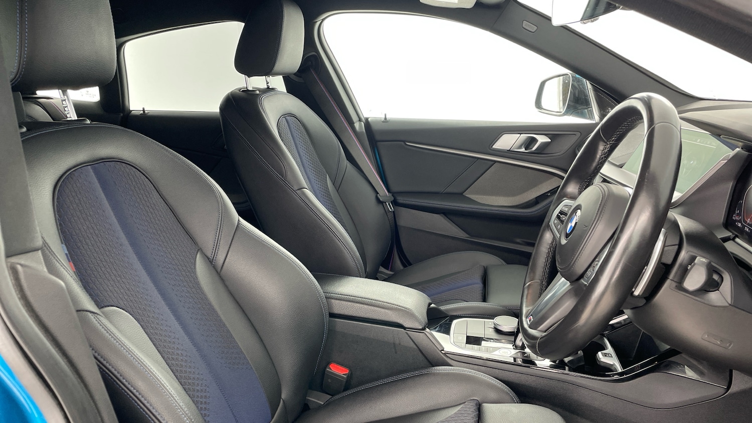 Used BMW 2 Series 2023 for sale - 77694080: Photo 11