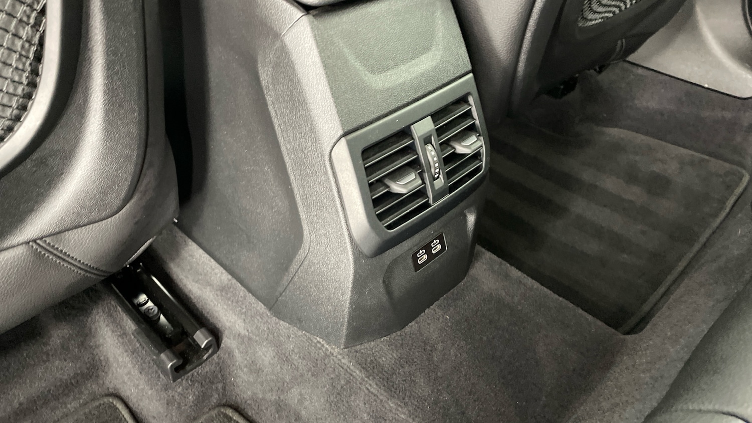 Used BMW 2 Series 2023 for sale - 77694080: Photo 35