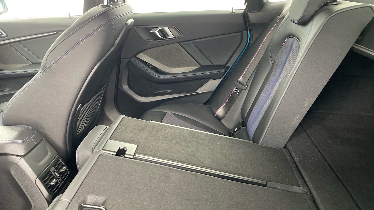 Used BMW 2 Series 2023 for sale - 77694080: Photo 40