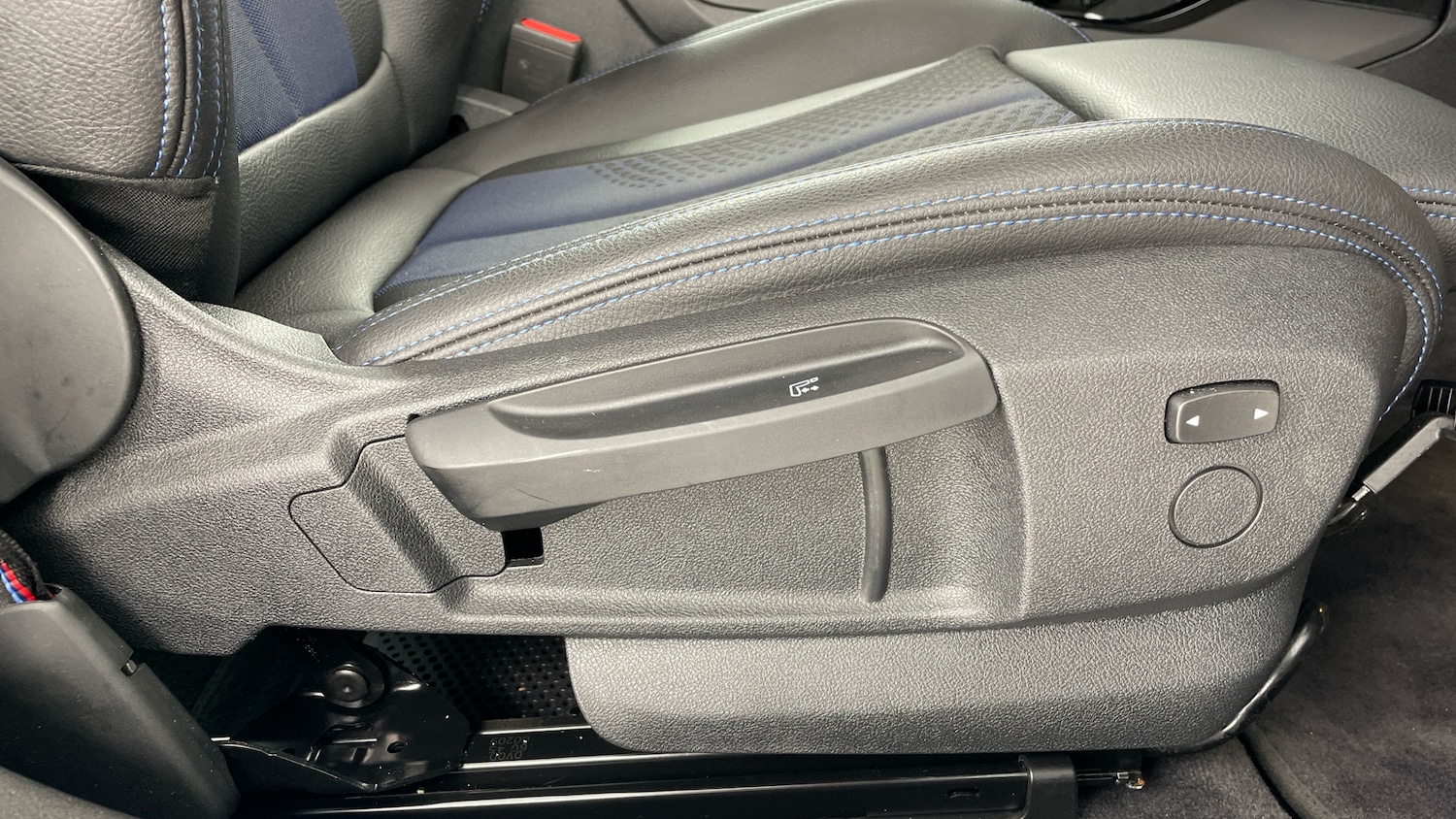 Used BMW 2 Series 2023 for sale - 77694080: Photo 55