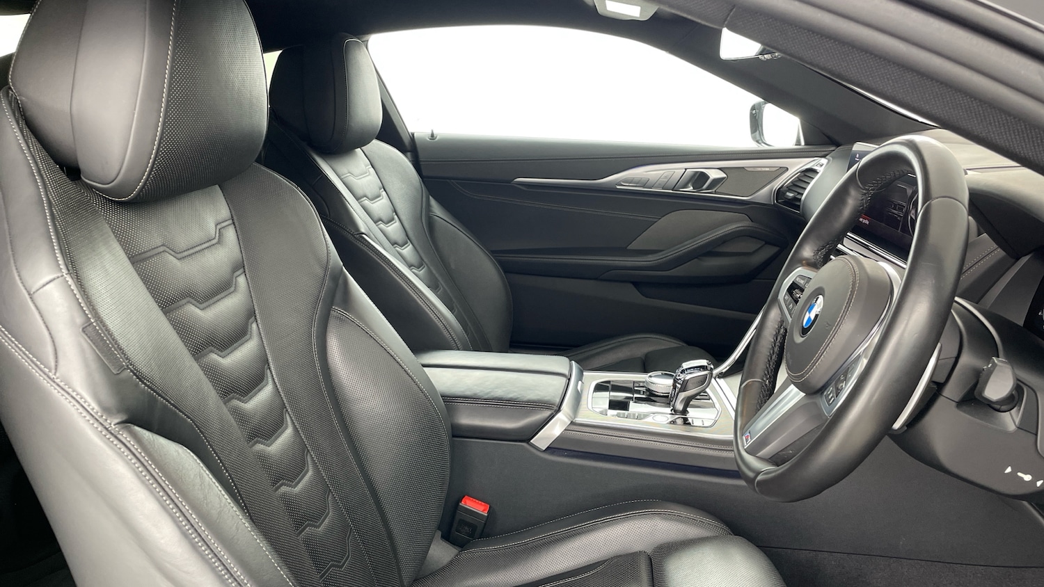 Used BMW 8 Series 2023 for sale - 77689127: Photo 11