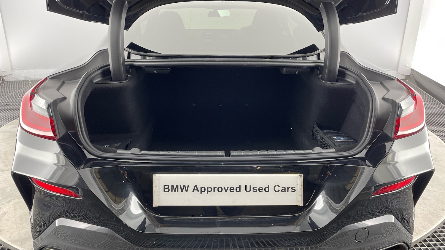 Used BMW 8 Series 2023 for sale - 77689127: Photo 13