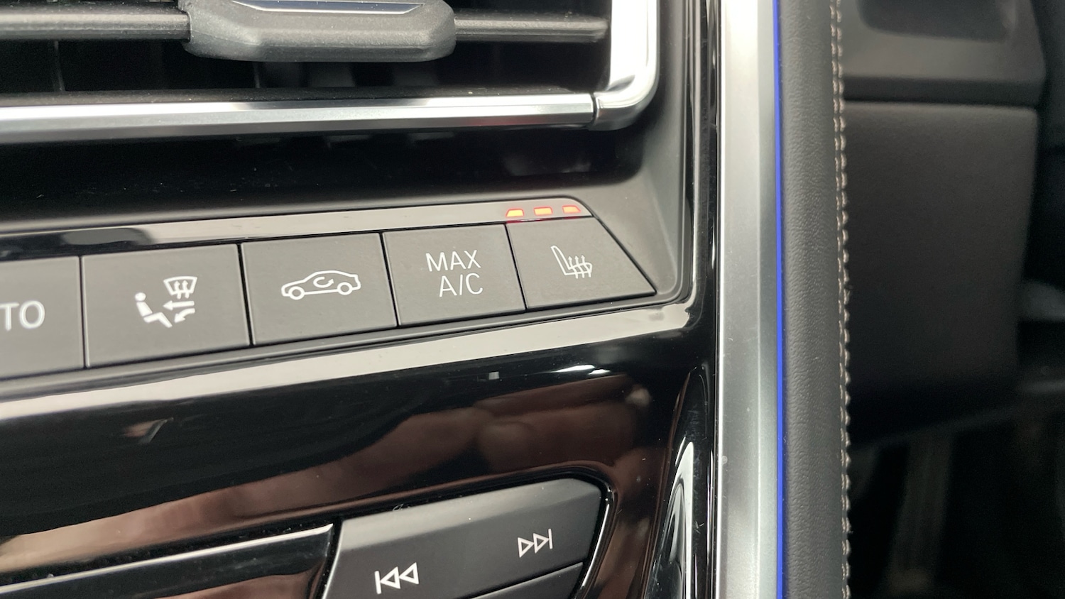 Used BMW 8 Series 2023 for sale - 77689127: Photo 55