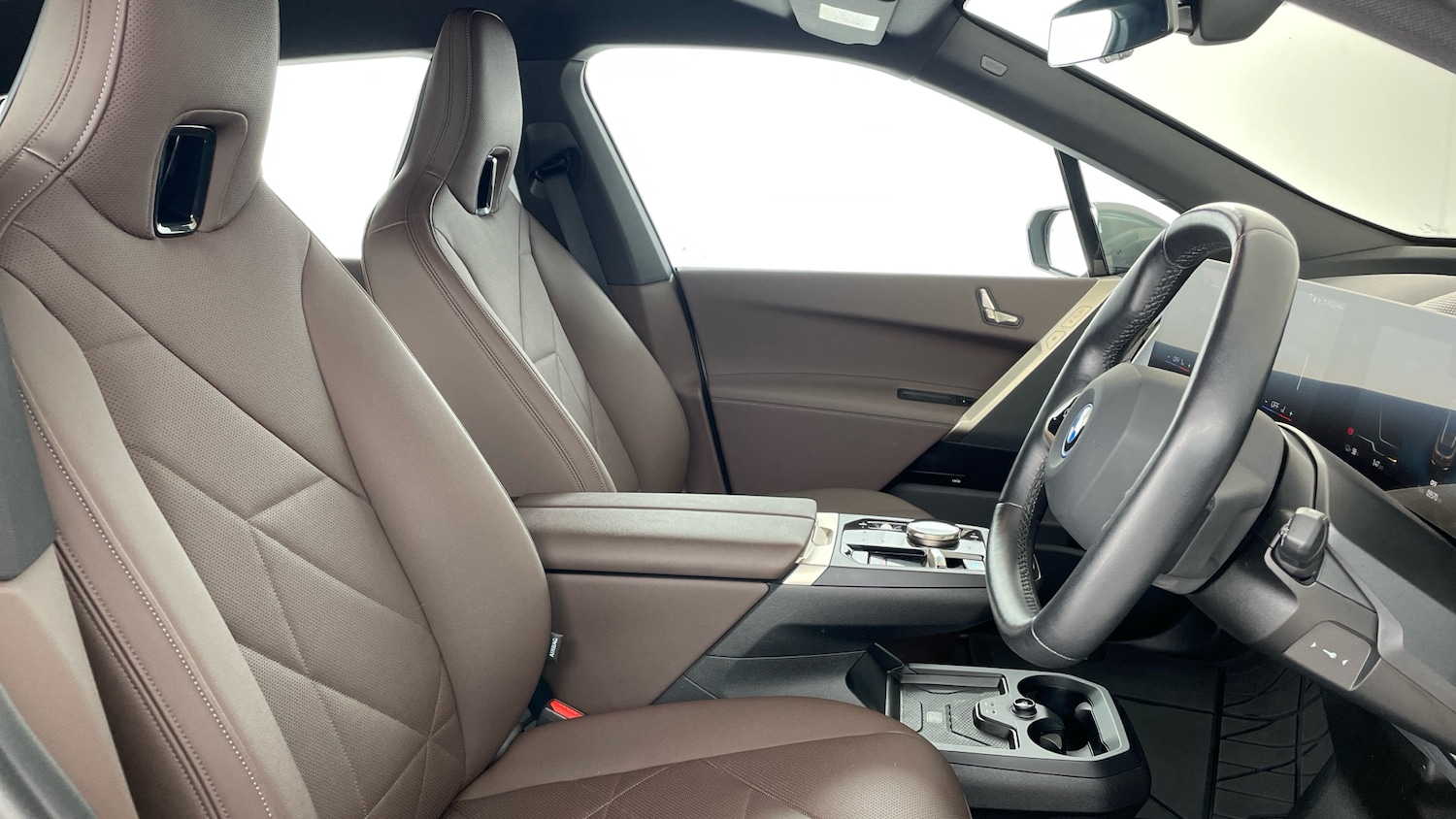 Used BMW iX 2024 for sale - 77116388: Photo 11