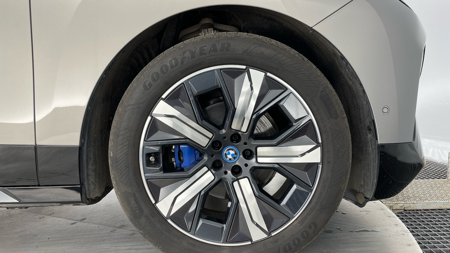 Used BMW iX 2024 for sale - 77116388: Photo 14