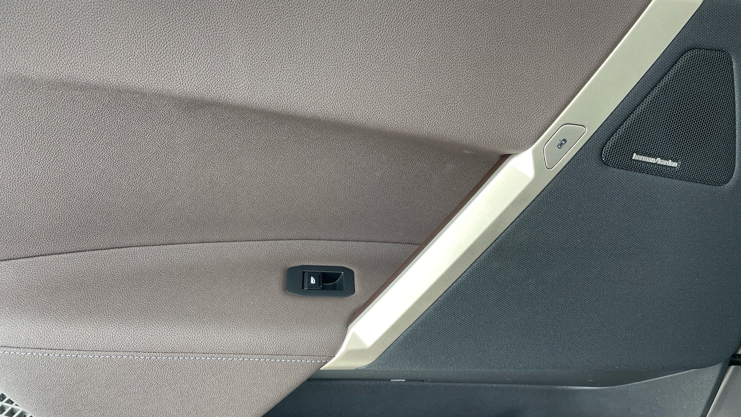 Used BMW iX 2024 for sale - 77116388: Photo 29