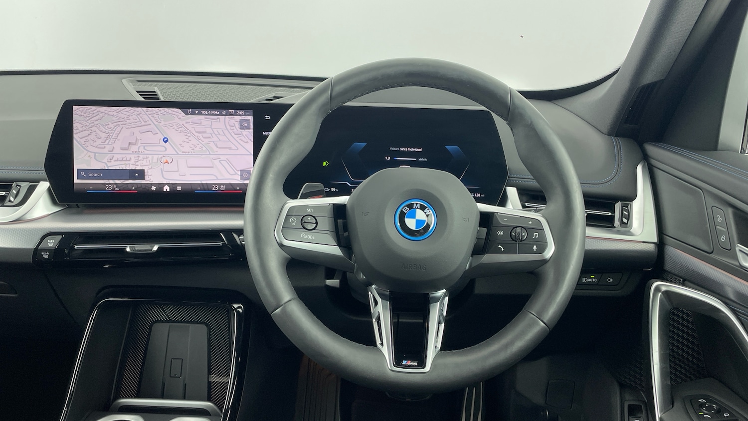 Used BMW iX1 2025 for sale - 76450276: Photo 5