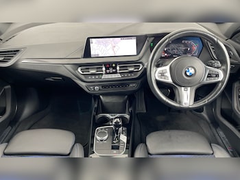 Used BMW 1 Series 2023 for sale - 79102359: Photo