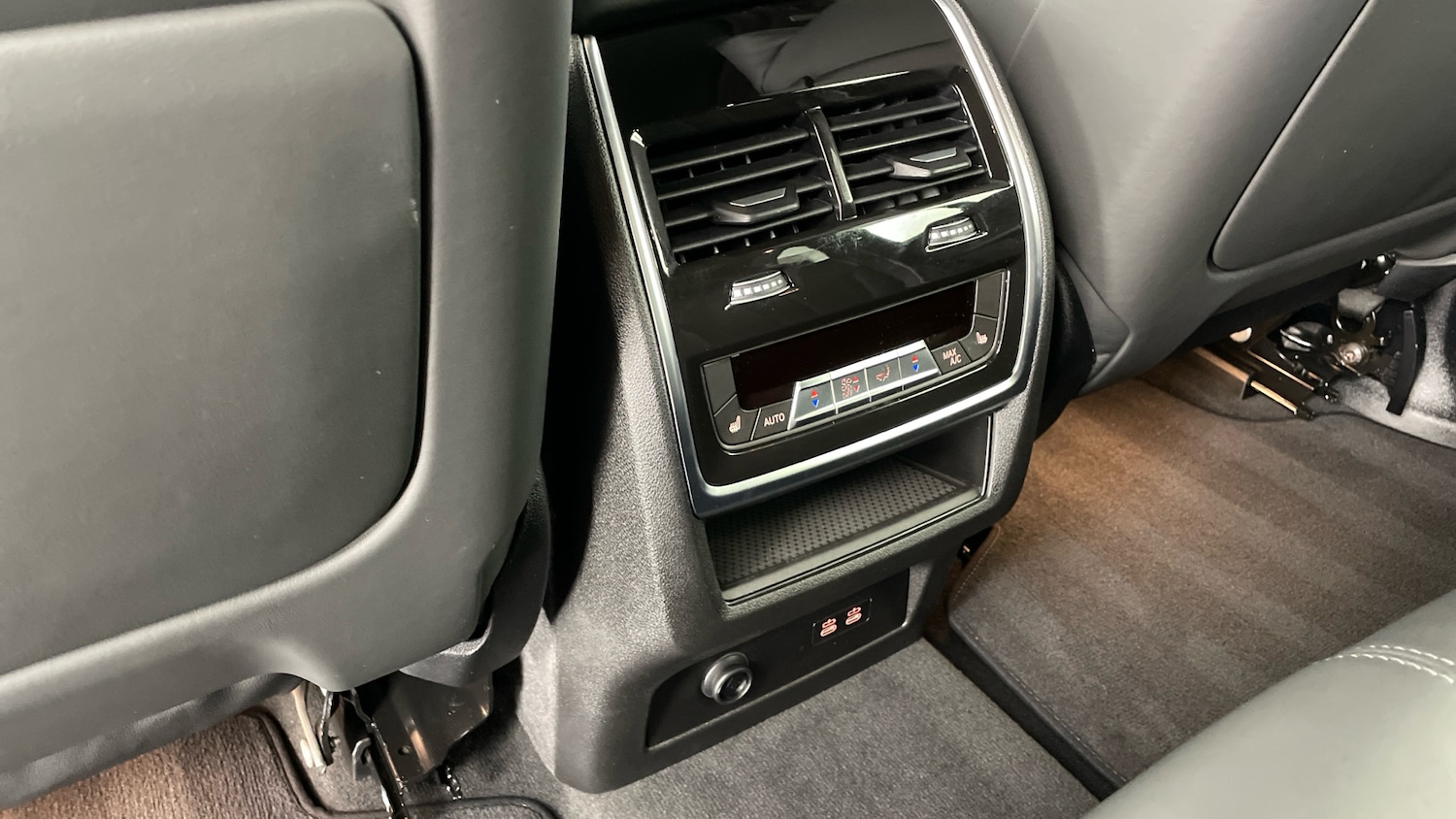 Used BMW X5 M 2025 for sale - 77435610: Photo 37