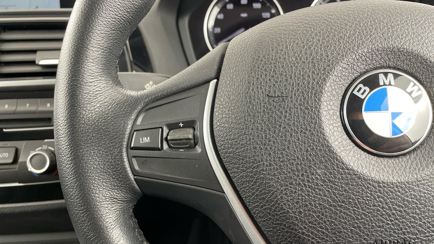 Used BMW 1 Series 2019 for sale - 77264271: Photo 17