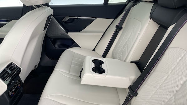 Used BMW i5 2025 for sale - 76234546: Photo 37